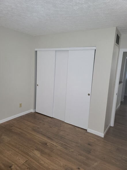 Building Photo - 1774 Rock Creek Dr