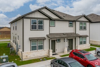 Building Photo - Blakes Bend Townhomes