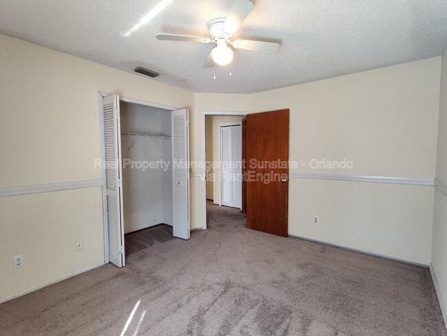 Building Photo - 10025 Creekwater Blvd