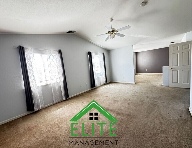 Building Photo - Home Located in the Highly Sought-after No...