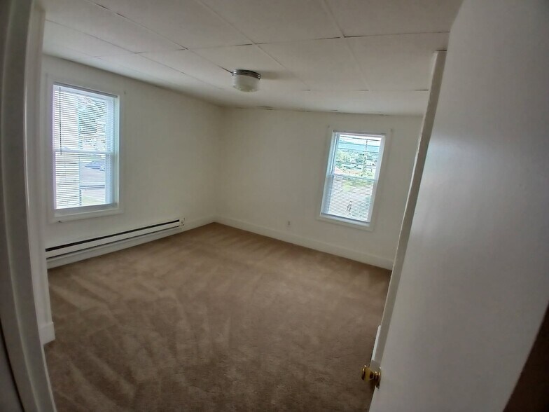 Building Photo - 1313 Virginia Ave