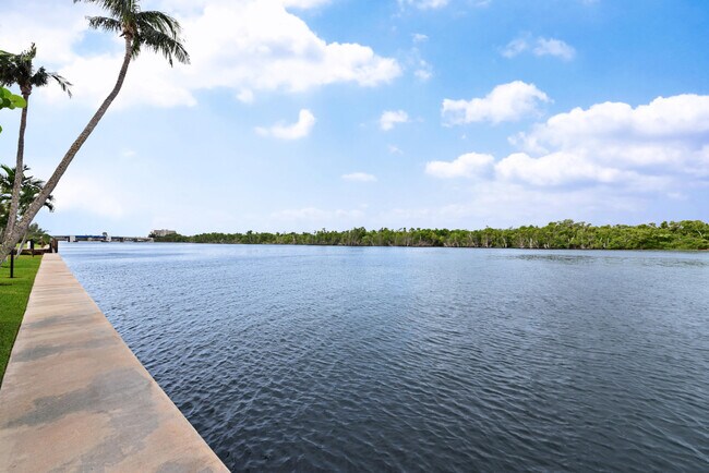 Building Photo - 4750 S Ocean Blvd