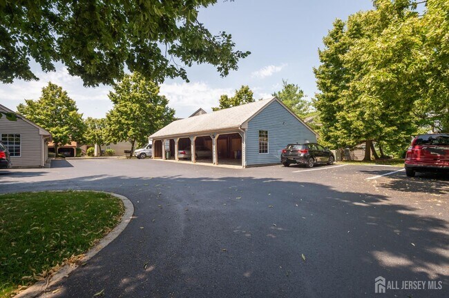 Building Photo - 122 Concordia Cir