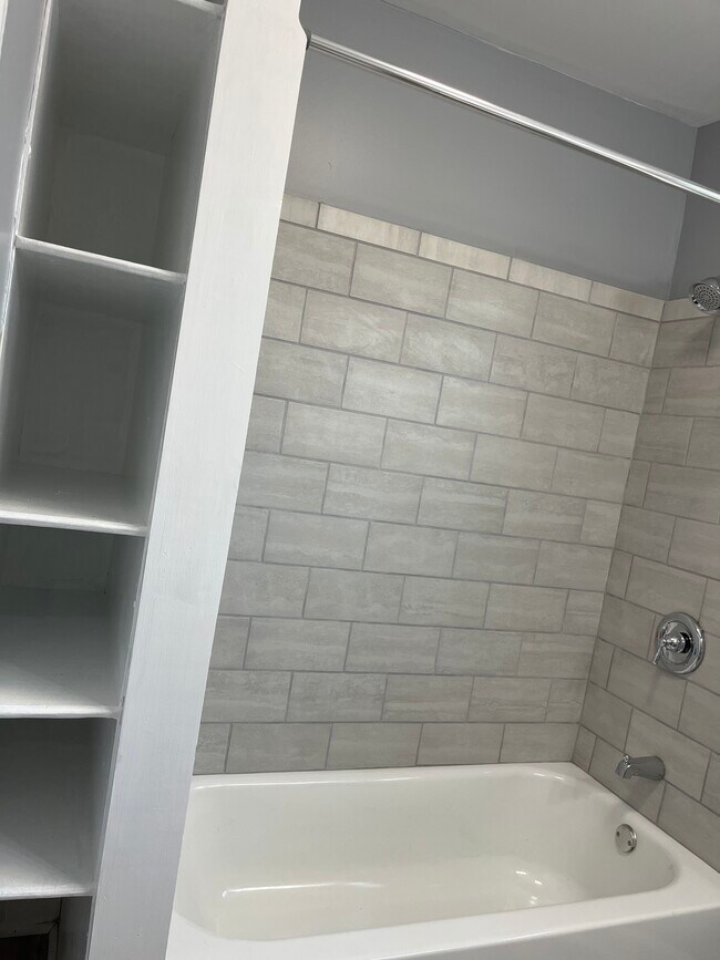 Building Photo - 3463 Cardiff Ave