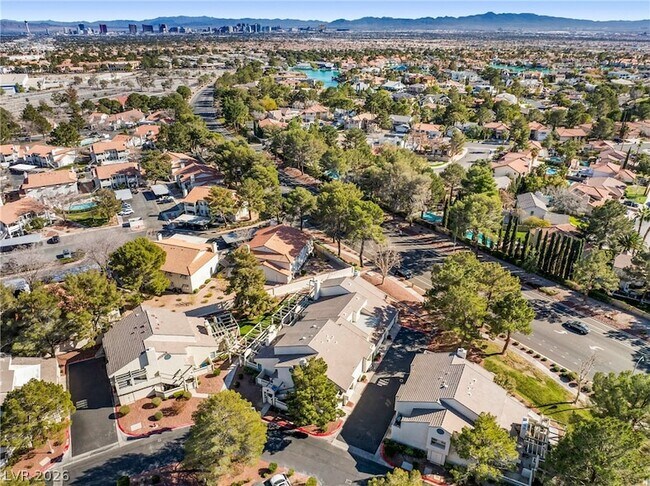 Building Photo - 2748 Lodestone Dr