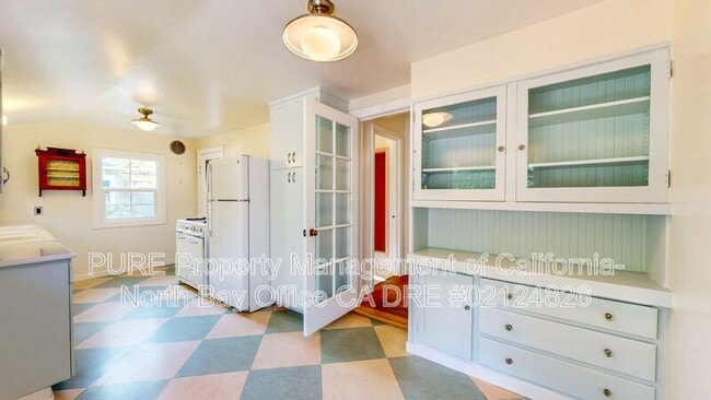 Building Photo - 7225 Bodega Ave