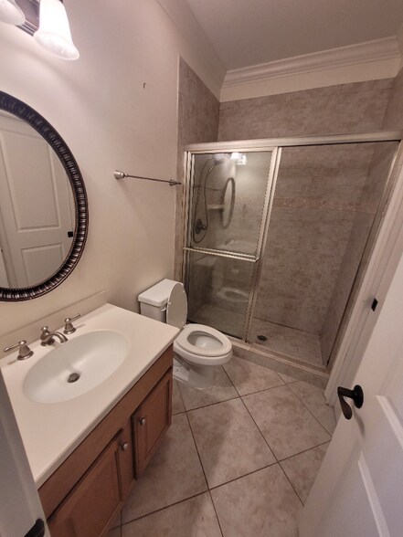 Building Photo - 204 Mitchell Pl Dr