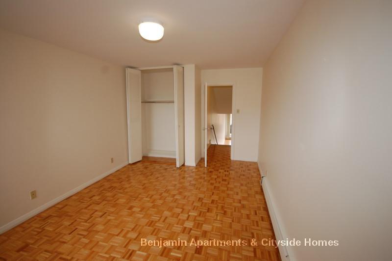 Building Photo - 125 Chiswick Rd
