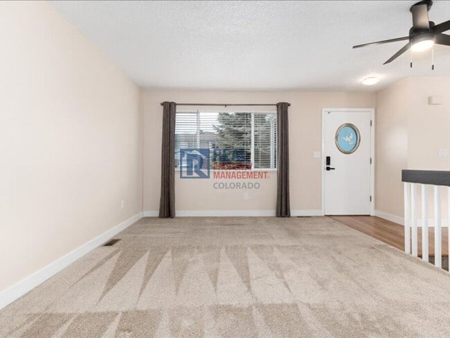 Building Photo - 1424 S Sierra Dr