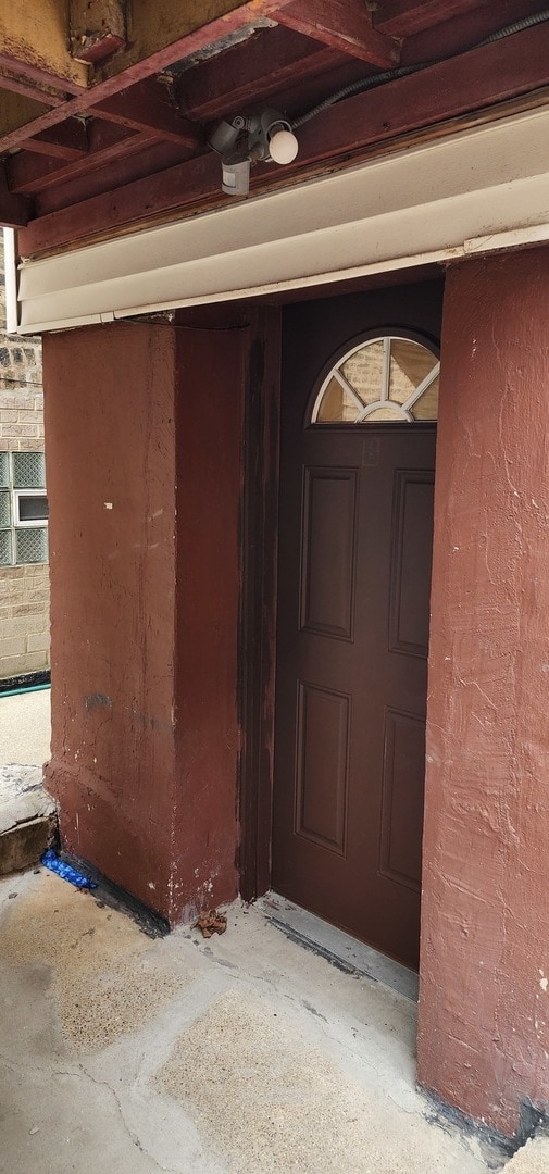 Building Photo - 2802 S Lowe Ave