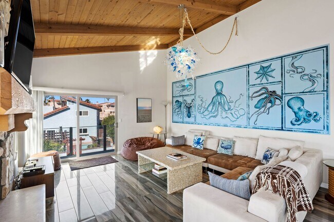 Building Photo - Mandalay Shores Beach| Home on Mandalay Be...