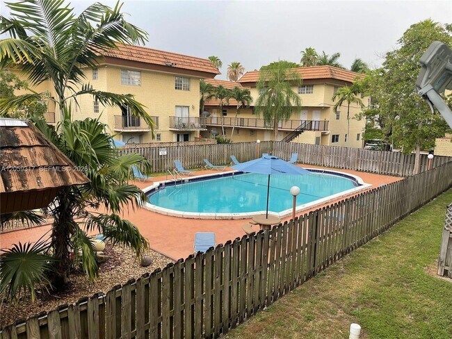 Building Photo - 8600 SW 109th Ave