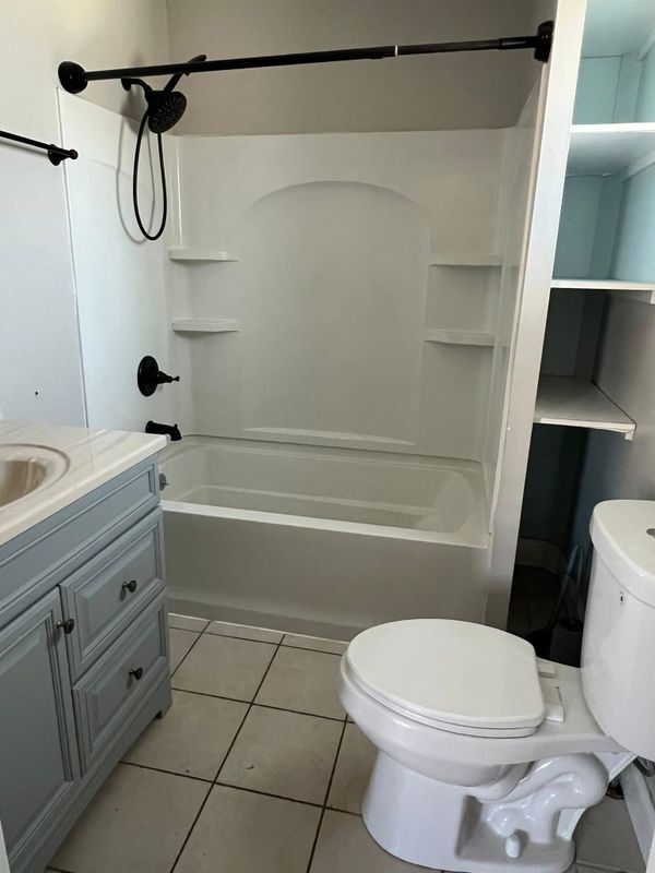 Building Photo - 738 S Seventh St