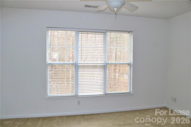 Building Photo - 15232 Coventry Ct Ln