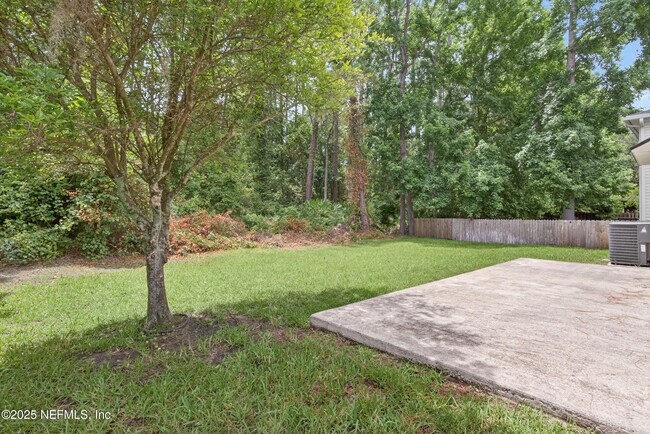 Building Photo - 872 Collinswood Dr