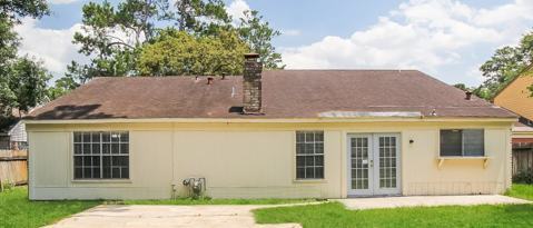 Building Photo - 2703 Wood River Rd