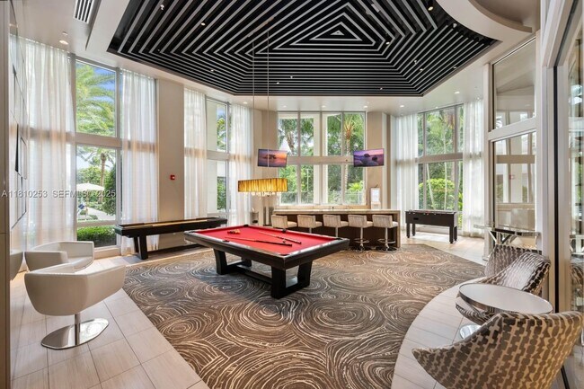 Building Photo - 5500 N Military Trl