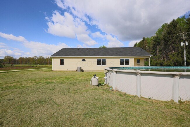 Building Photo - 1155 S Three B's & K Rd