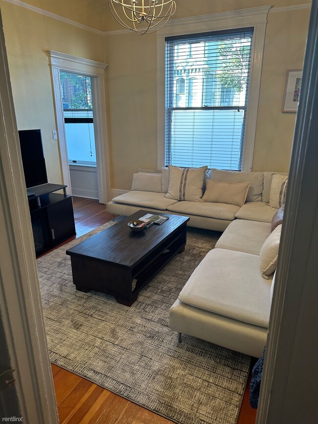 Building Photo - Room for Rent, 2 bath Condo - 59 Octavia S...