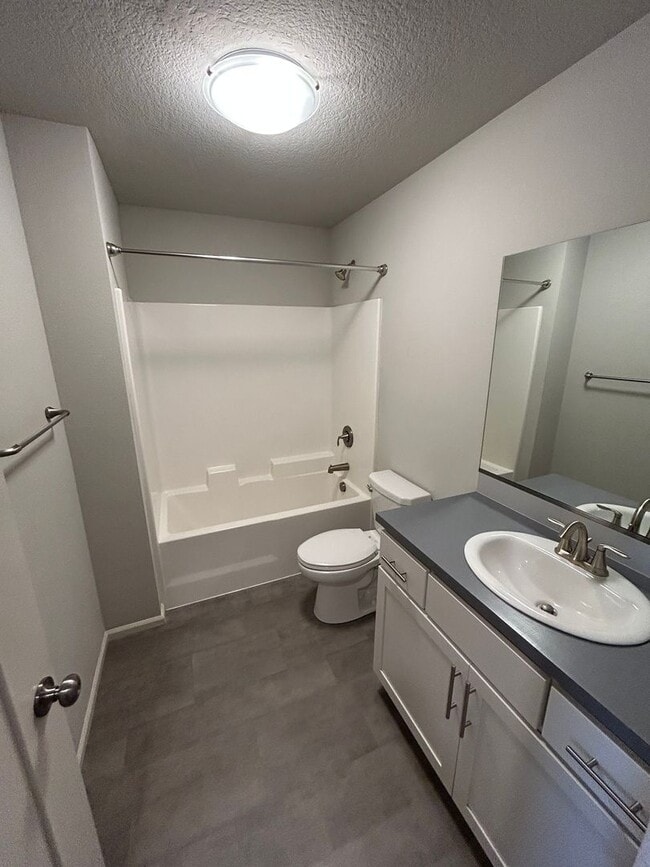 Building Photo - Well Maintained 3 Bedroom, 2 Bath House in McMinnville