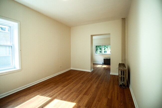 Building Photo - 1645 W Estes Ave