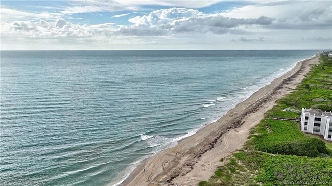 Building Photo - 1357 NE Ocean Blvd