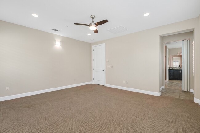 Building Photo - 334 Huntington Ave