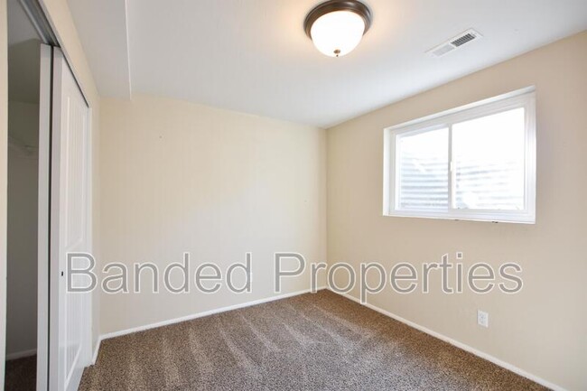 Building Photo - 5513 W Heath Cir