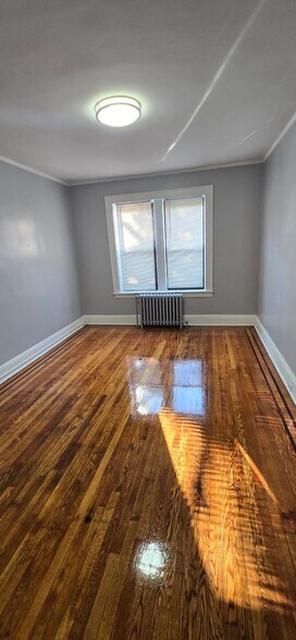 Building Photo - 227 N Oraton Pkwy