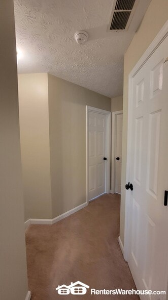 Building Photo - 2190 Clayton Ridge