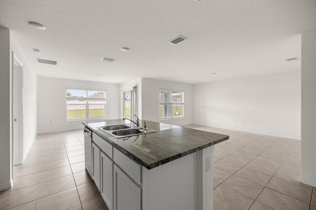 Building Photo - 8904 SW 50th Ter