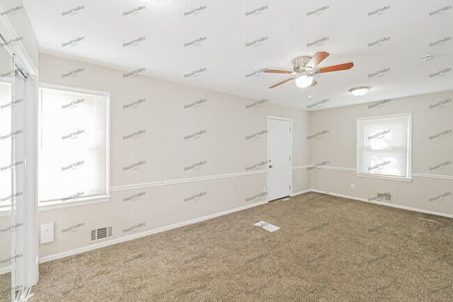 Building Photo - 6703 Appleton Ave