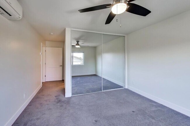 Building Photo - 1662 Hollenbeck Ave