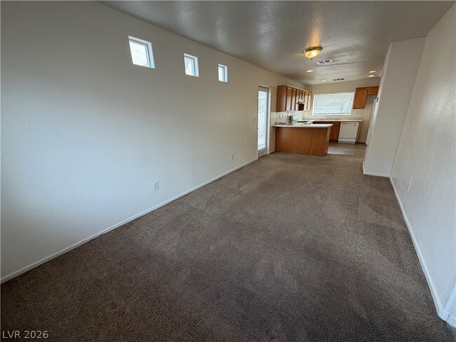 Building Photo - 5211 Paradise Skies Ave