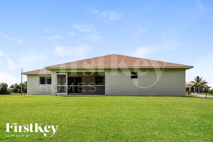 Building Photo - 3619 NW 41st Ln