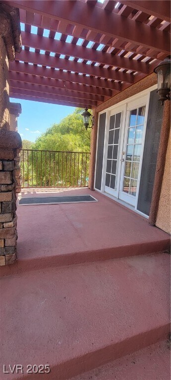 Building Photo - 8700 Captains Pl