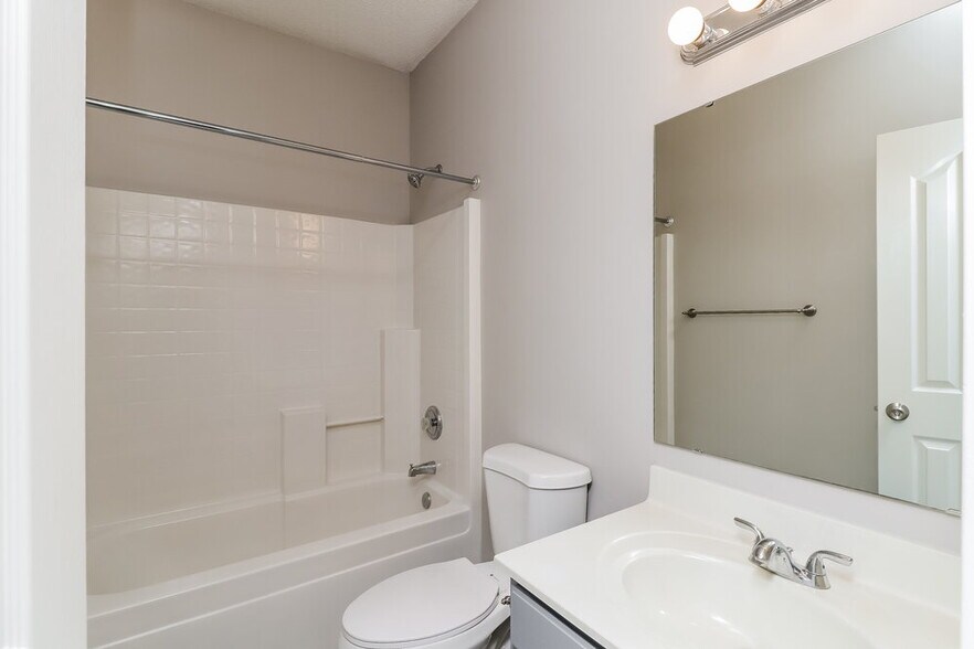 Building Photo - 110 Peterborough Dr