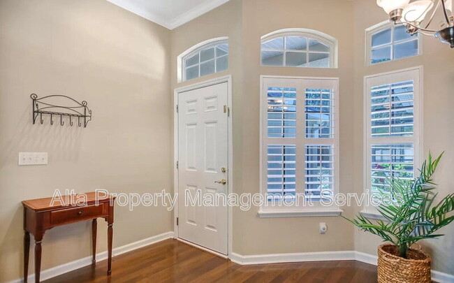 Building Photo - 701 Lake Stone Cir