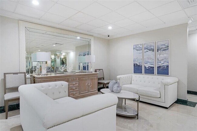 Building Photo - 3900 Galt Ocean Dr
