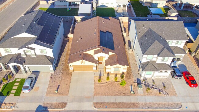 Building Photo - 10716 Drew Pearson Dr