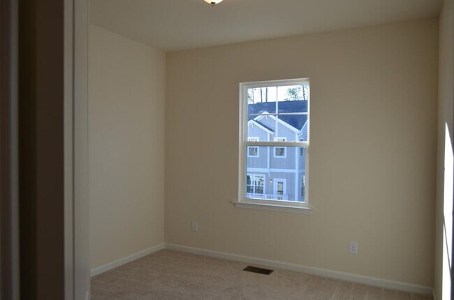 Building Photo - 2230 Chattering Lory Ln