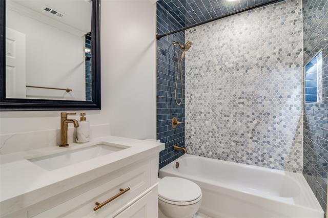 Building Photo - 3801 Christine St