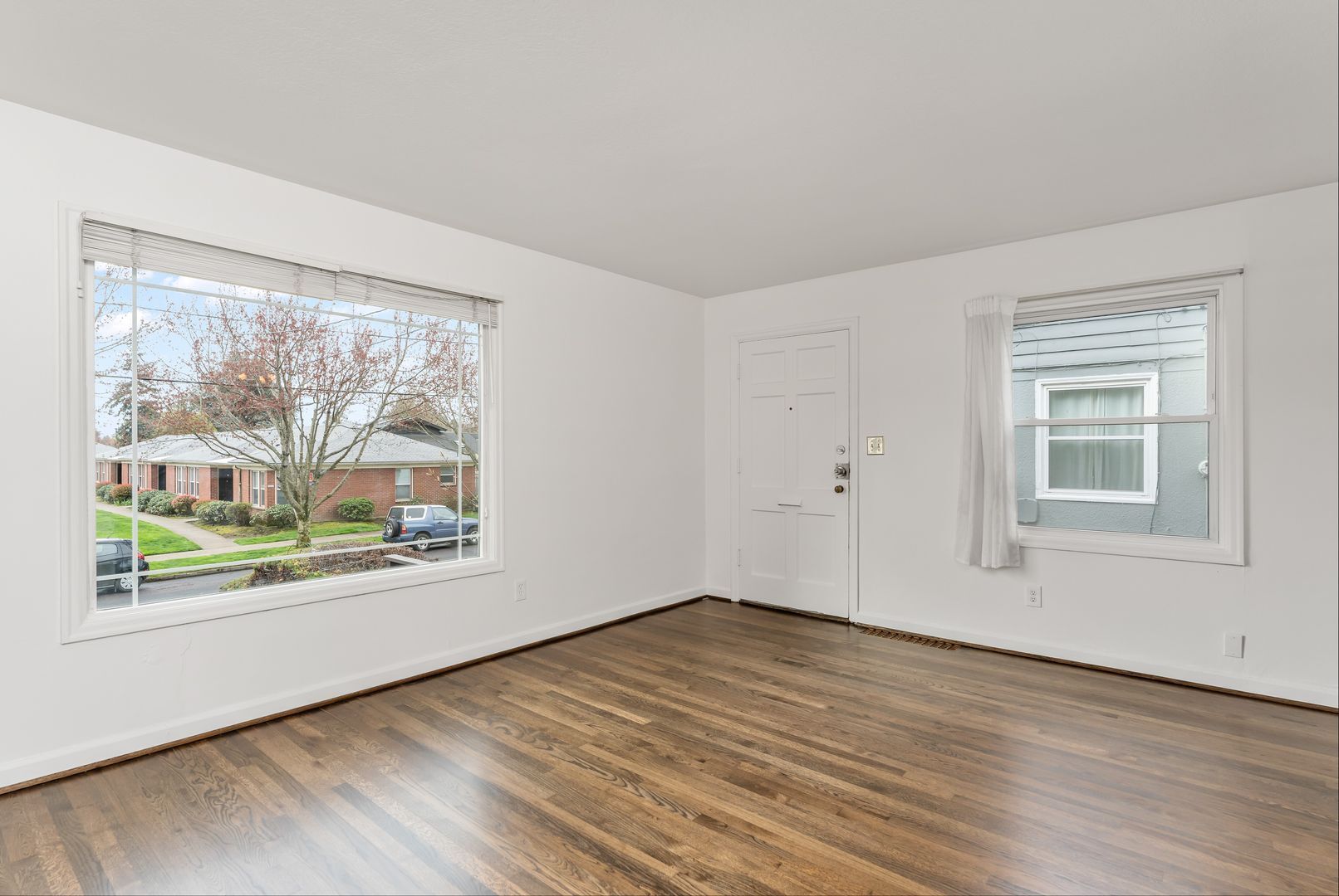 Building Photo - 1439-1439 NE Mason St