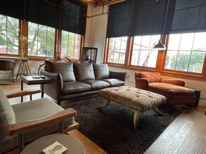 Building Photo - 325 Rutgers St