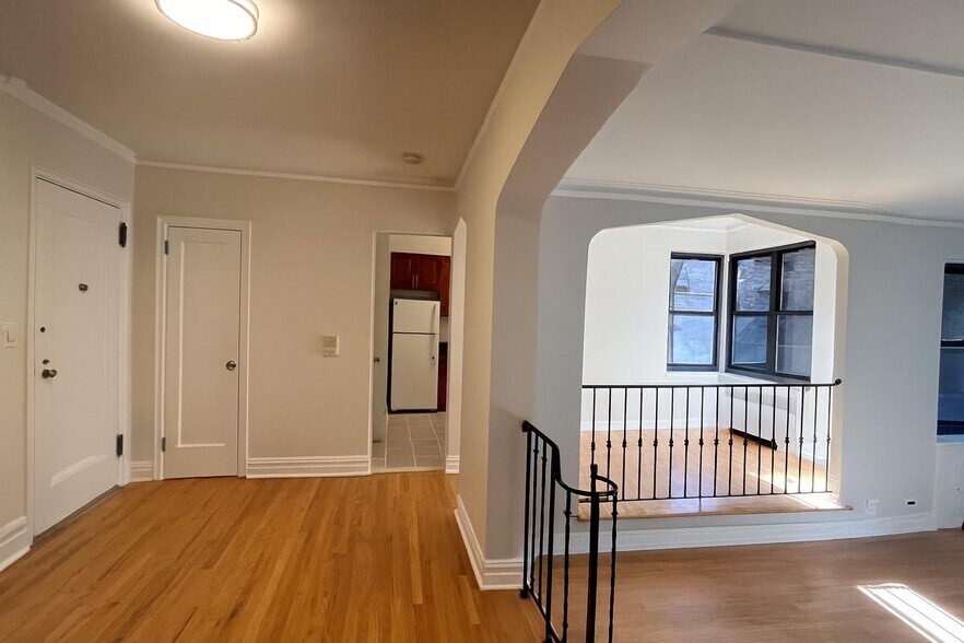 Building Photo - 567 Fort Washington Ave