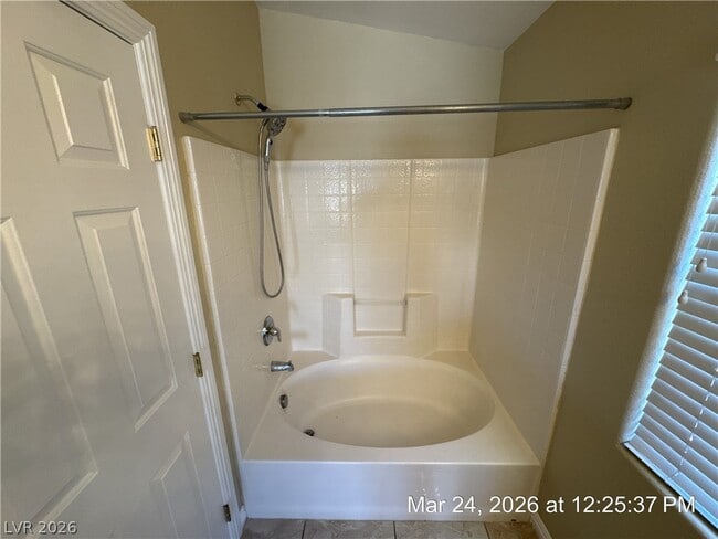 Building Photo - 2391 Koho Dr