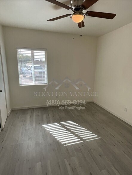 Building Photo - 2556 S Noble St