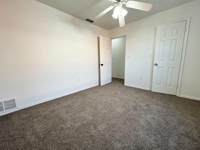 Building Photo - 1112 82nd St