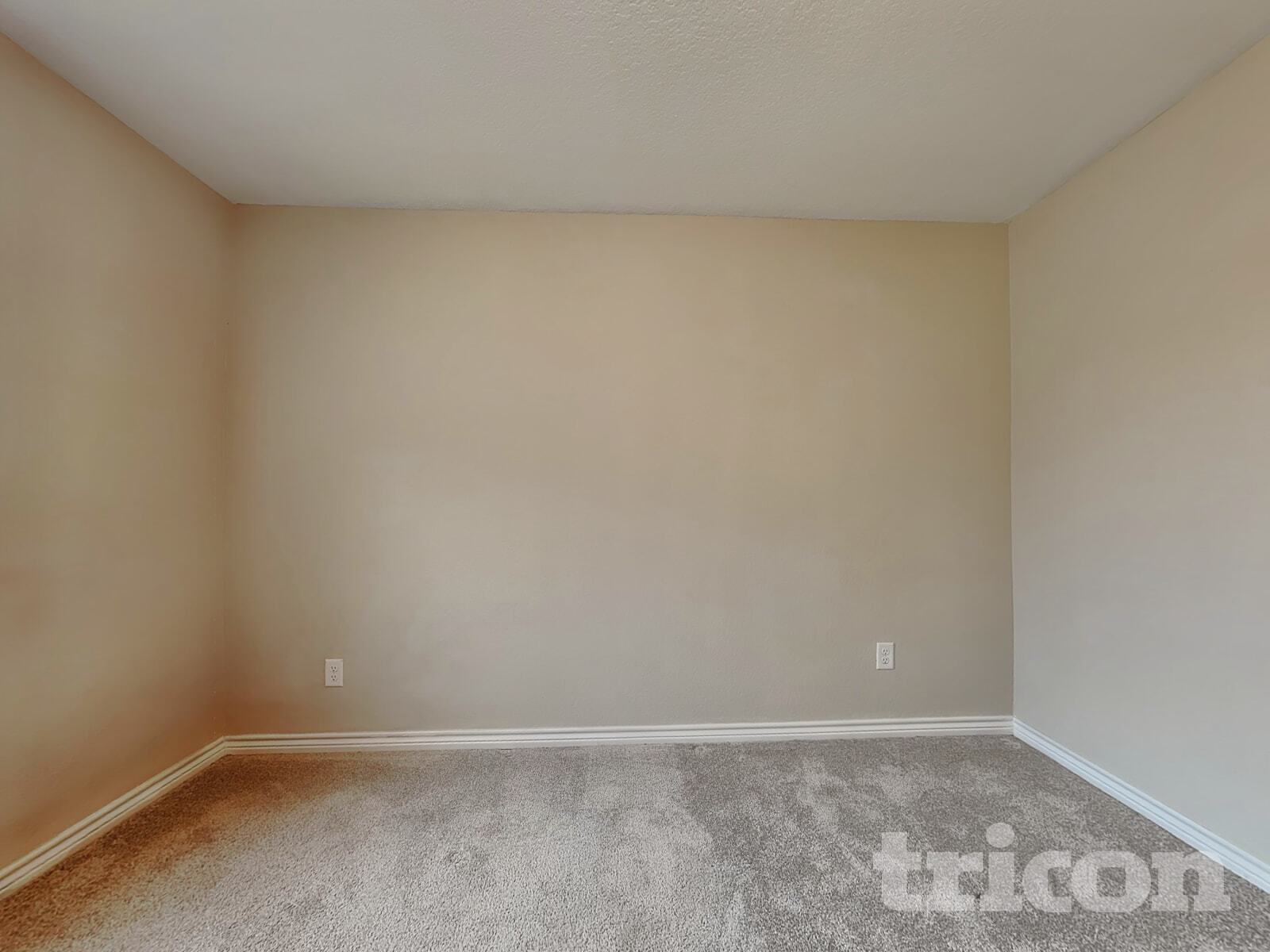 Building Photo - 601 Lost Pond