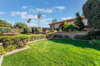 Building Photo - 3281 Montecito Dr